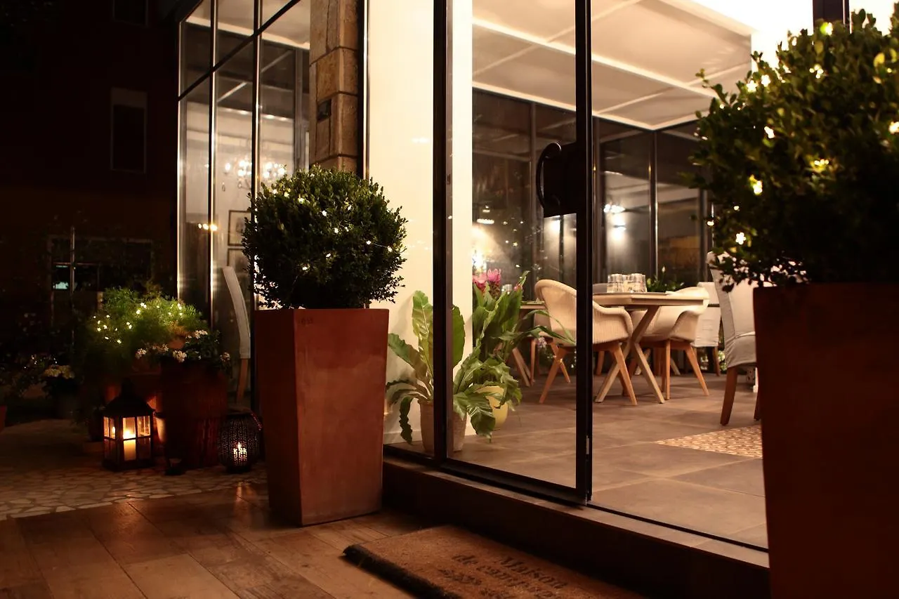 Casa Fioravanti Албиния 3*,  Италия